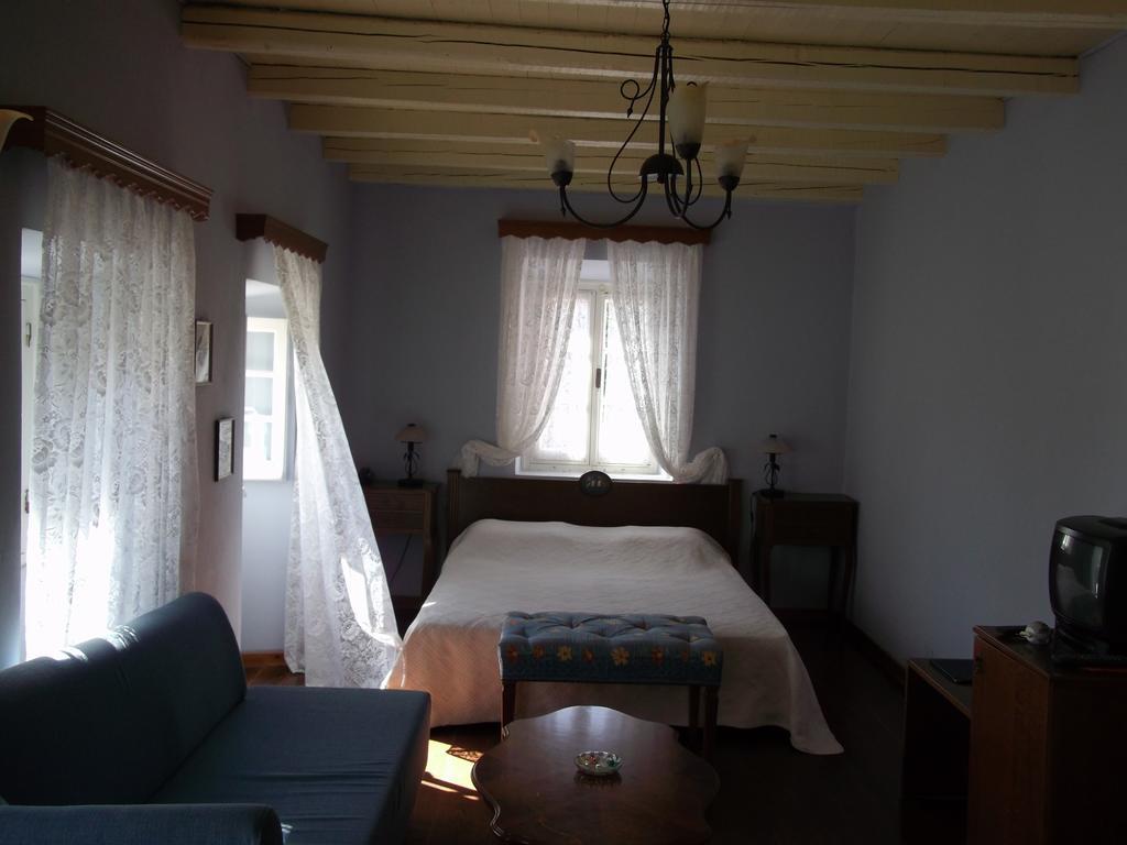 De Loulia Hotel Peroulades (Corfu)