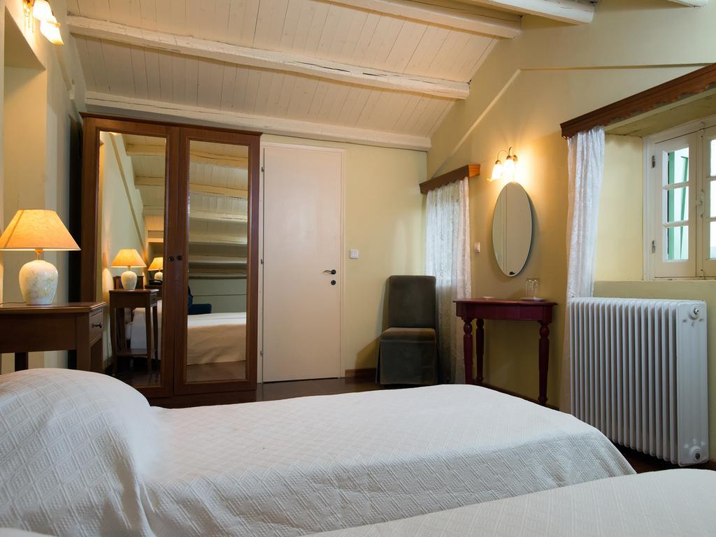 De Loulia Hotel 4*