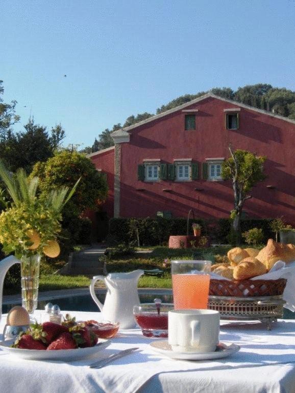 De Loulia Peroulades (Corfu)