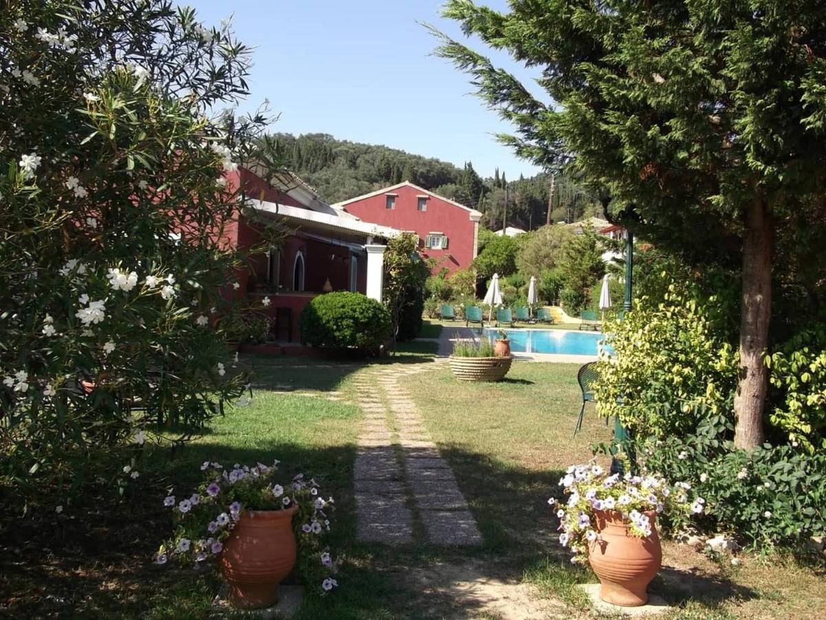 Hotel De Loulia Peroulades (Corfu)